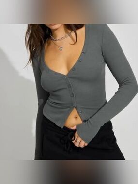Garage green Henley cardigan button up women’s S small ribbed knit buttons